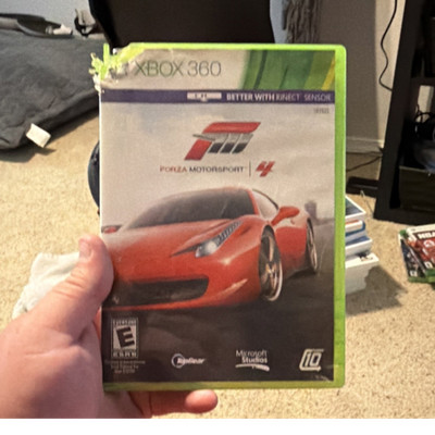 Microsoft Studios Forza Motorsport 4 Xbox 360 Racing Game, E, 2011, Manual, Kin 
