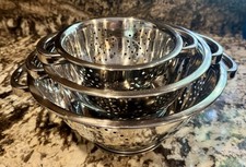 Set of 3 Stainless Steel SS Nesting Colander Strainers Footed 10" 9  ,  7  