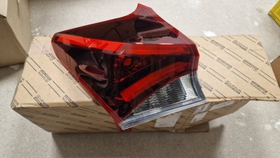 TOYOTA AURIS KOMBI RÜCKLEUCHTE LINKS NEU ORIGINAL 81561-02A61	            I