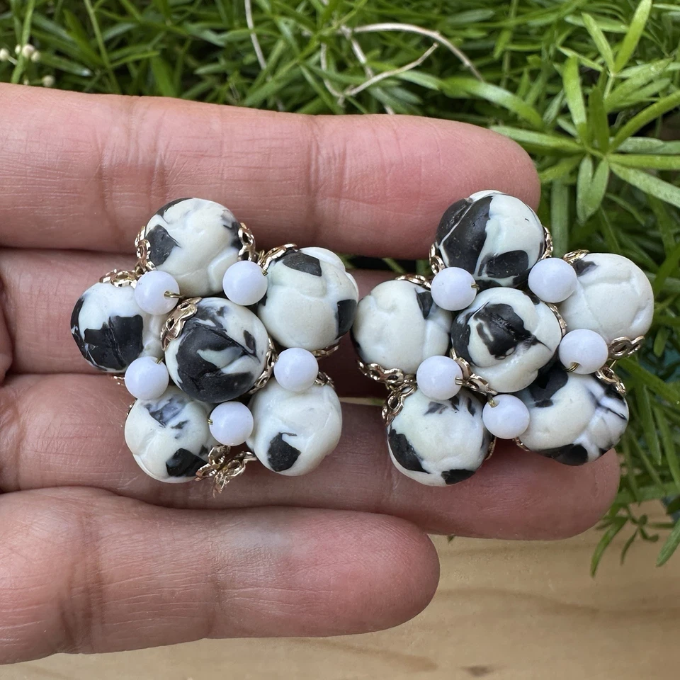 De colección 2 Pares Pendientes Flor 1" Clip Cuentas Imitación Perla Racimo Japón MCM Foto 4 de 4