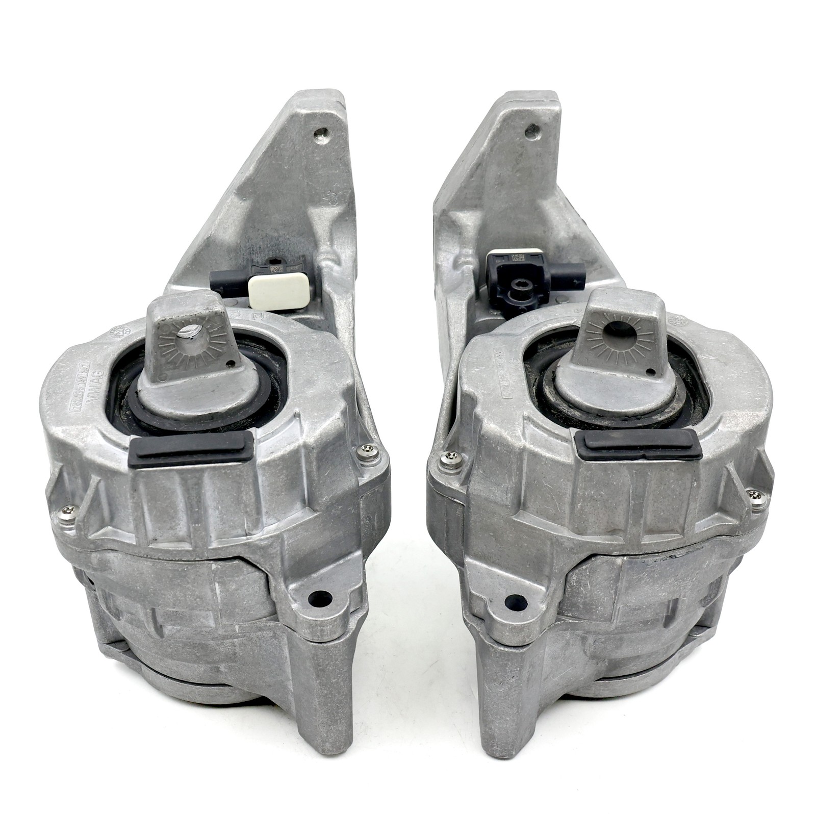 Bentley Bentayga 2015-2021 Right Engine mounts Set P/N 4M0199256BH