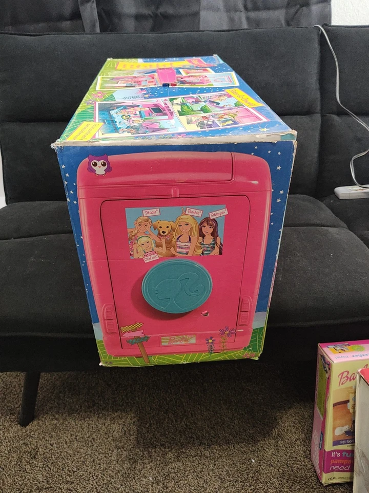 Barbie Pink Sisters Go Camping! Cámper V6981 con perro TOTALMENTE NUEVO retirado 2011 Foto 4 de 4