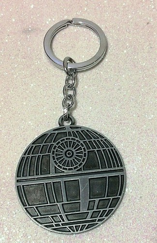 PORTACHIAVI IN METALLO STAR WARS MORTE NERA METAL KEYCHAIN DEATH STAR - Picture 4 of 7