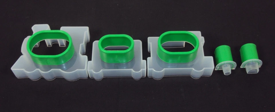 Juego de tren Cuisipro Snap-Fit juego de cortador de galletas de 5 piezas Foto 3 de 4