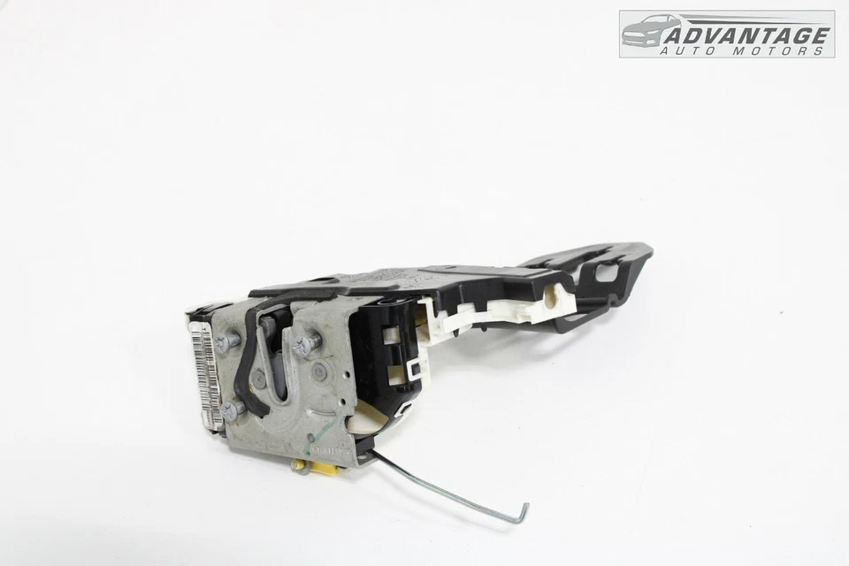 Dodge Charger 2017-2018 actuador de bloqueo de pestillo de puerta del lado del conductor delantero izquierdo OEM Foto 2 de 4