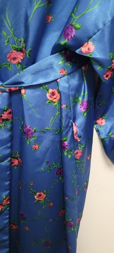 Kristine Tyler Intim Morgenmantel Kimono Lounge Gürtel blau geblümt Größe 1X / 2X - Bild 4 von 15