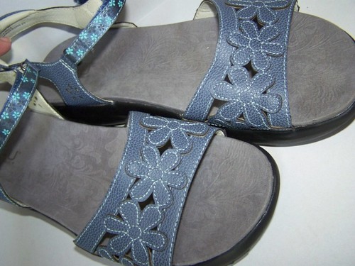 JBU Jambu Wildflower Gray Sandal Women's Size 11M Comfy Open Toe Memory Foam New - Picture 3 of 13