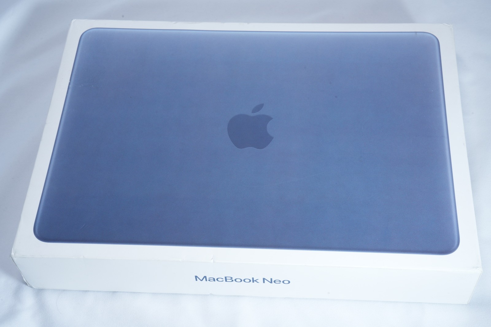 Apple MacBook Neo 13-Inch (A18, 2026) Indigo 8Gb 256Gb Mint Boxed
