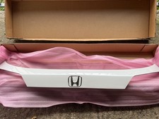 Honda HR-V 2015-2020 Rear Tail Gate Garnish white  74890-T7A-J12ZD NEW BOXED OE