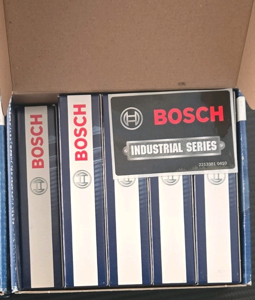 Bosch 7305 MR3DII360 Double Iridium Industrial Spark Plug Genuine New 9 psc set