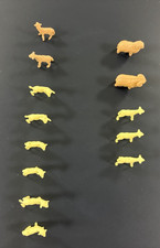 MARX FARM playset Vintage Lot Of 13 sheep 11 lambs, 1 ewe and 1 ram