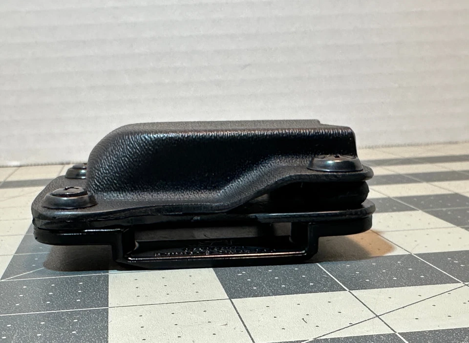 Desantis A86KJYYZ0 Quantico Single Magazine Pouch for GLOCK 43, S&W SHIELD 9/40 - Image 4 of 4