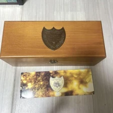 Empty bottle Dom Perignon Wooden box empty box set Random age