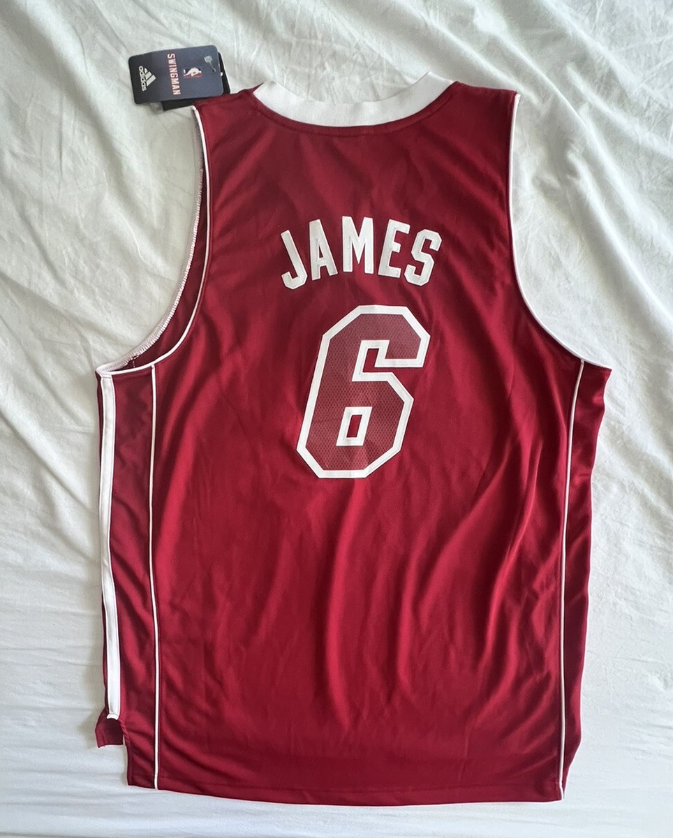 Adidas LeBron James Miami Heat Jersey XL Red Christmas Swingman