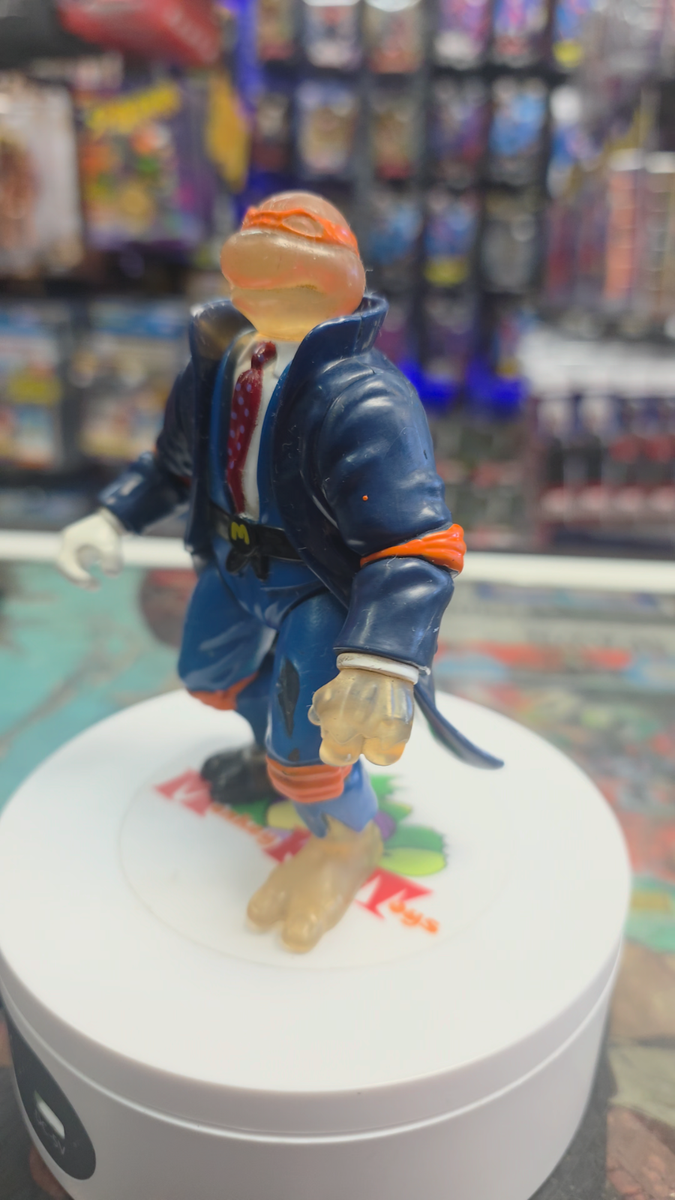 タートルズ　インビジブルマンミケランジェロ 16bit.com Figure of the Day Review: Playmates Teenage Mutant Ninja