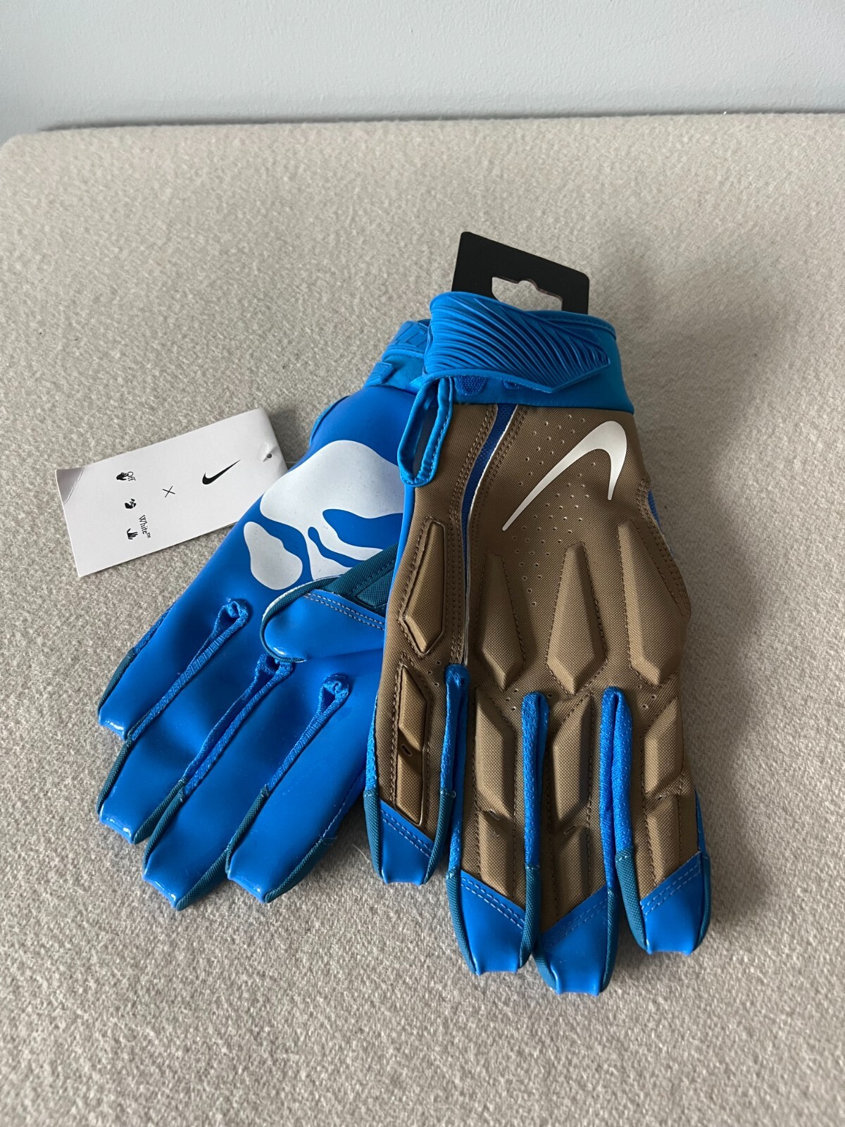 OFF WHITE X NIKE Guanti da calcio Off White x Nike D Tack Taglia XL Blu marrone chiaro NUOVI