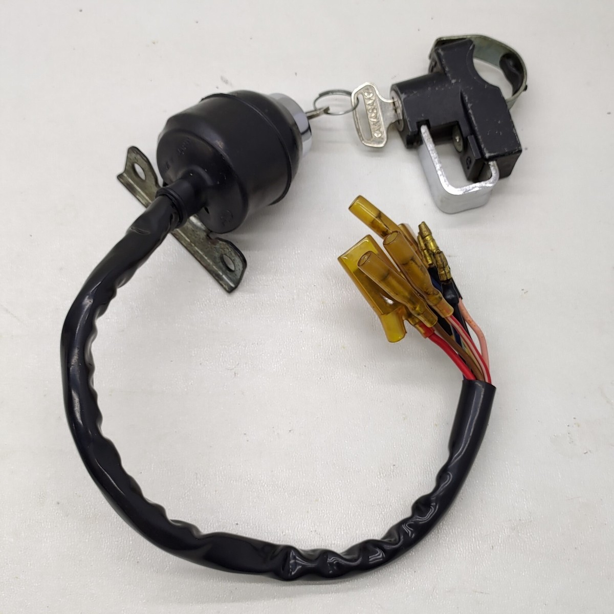Kawasaki KH100 ES Ignition Switch 27005-1014 + Helmet Holder With