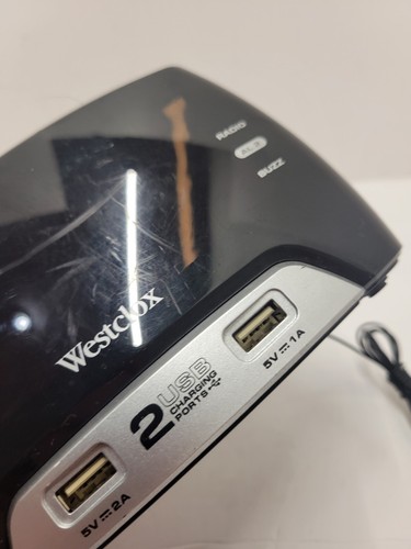 Westclox USB-A Black AM/FM Radio Alarm Clock 80227WM Has Scratches Works - Picture 5 of 11