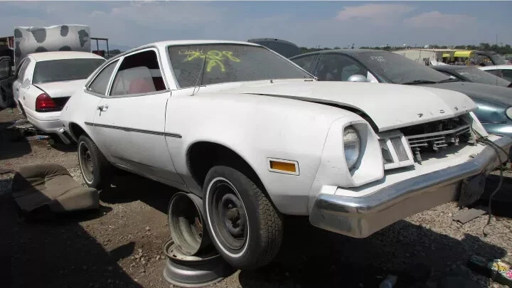 Manivela de ventana interior Ford Pinto, Mercury Bobcat, 1972, 1973-1980 Foto 3 de 4
