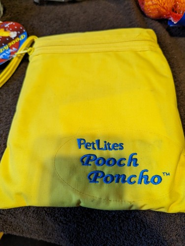 IMPERMEABILE PER CANE PONCHO GIALLO TAGLIA 26 - Foto 4 di 6