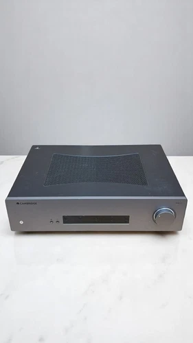 Cambridge Audio CXA61 Integrated Stereo Amplifier - Moon Grey
