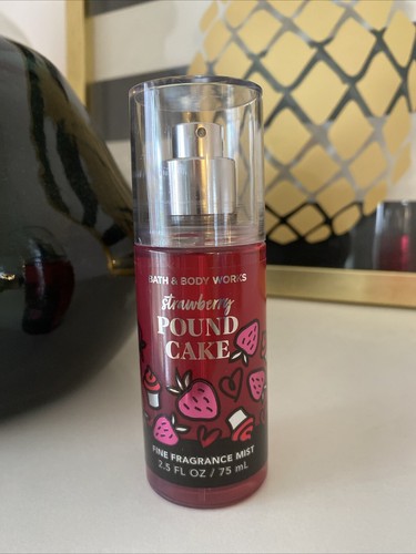 Bath & Body Works Strawberry Pound Cake Fine Fragrance Mist Body Spray 2.5 oz - Picture 3 of 5