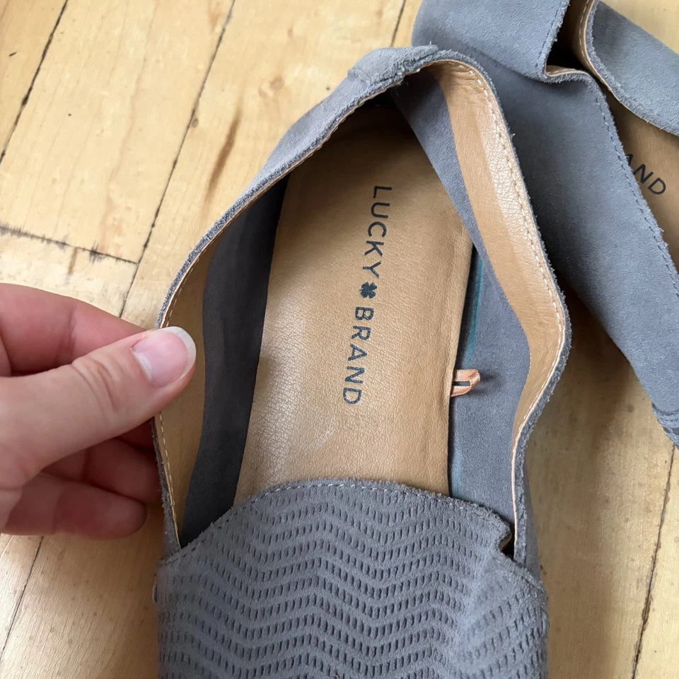 Mocassim Lucky Brand Taupe Cattina Camurça Ajuste Relaxado Conforto Tamanho 8M - Imagem 2 de 4