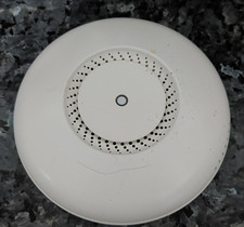 MikroTik cAP ac Dual-Band Wireless Access Point 867Mbps White RBCAPGI-5ACD2ND-US