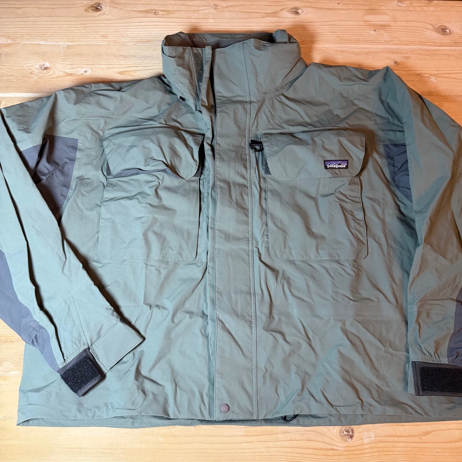 Vintage Patagonia SST Fly Fishing Wading Jacket Green Mens XL Waterproof Shell
Opens in a new window