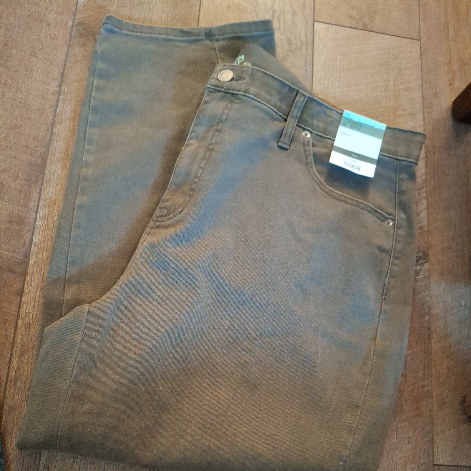 BRAND NEW WOMEN'S SIZE 20W TERRA & SKY Olive Green Plus JEAN