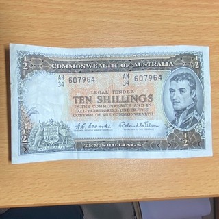 Commonwealth of Australia 1961 Ten shillings / half Pound Paper Banknote