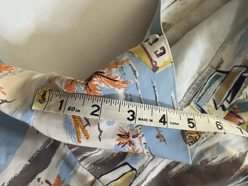 Boden Seaside Print Bistro Chino Shorts size 14R Cream Multi Coastal Print - Image 4 of 4