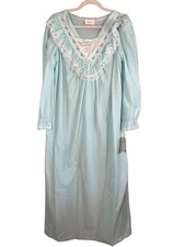 Vintage Floral Eyelet Embroidered Nightgown M Green Lace 1980s Retro Mod