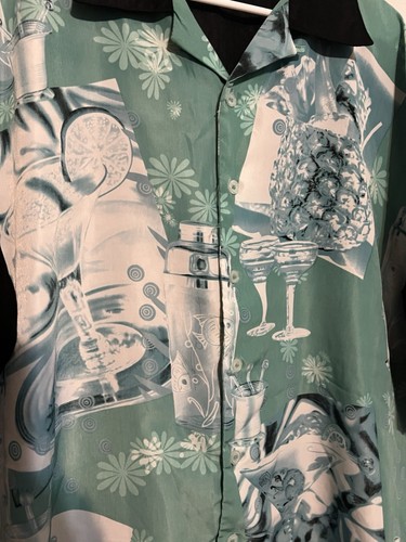 City Impact Shirt Green Black Button Up Hawaiian Martini Drink Bar XL Shirt - Picture 2 of 4