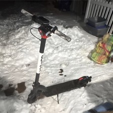 GOTRAX G4 Electric Scooter Black Folding Adult with Digital Display