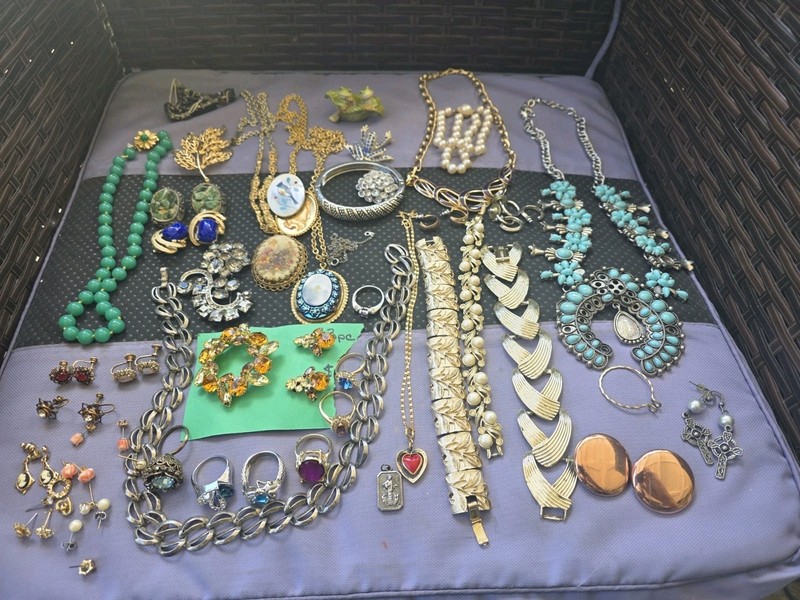 Vintage To Now Estate Costume Jewelry Lot Retro MCM To Modern Some Signed Pieces
