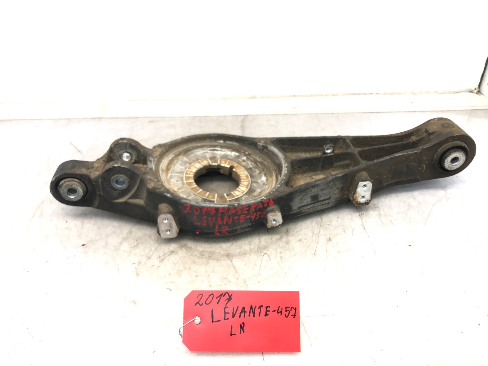 2017-2020 MASERATI LEVANTE LEFT DRIVER REAR LOWER CONTROL ARM OEM