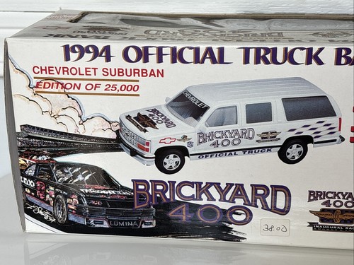 1995 Brickyard 400 Chevrolet Suburban Official Truck Bank 1:24 Scale Diecast - Picture 9 of 13