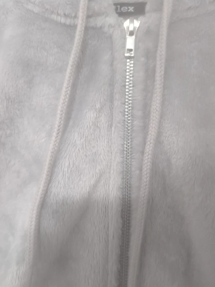 Reflex Women's Gray Fur Zipper Hoodie Size Large - Image 2 of 4