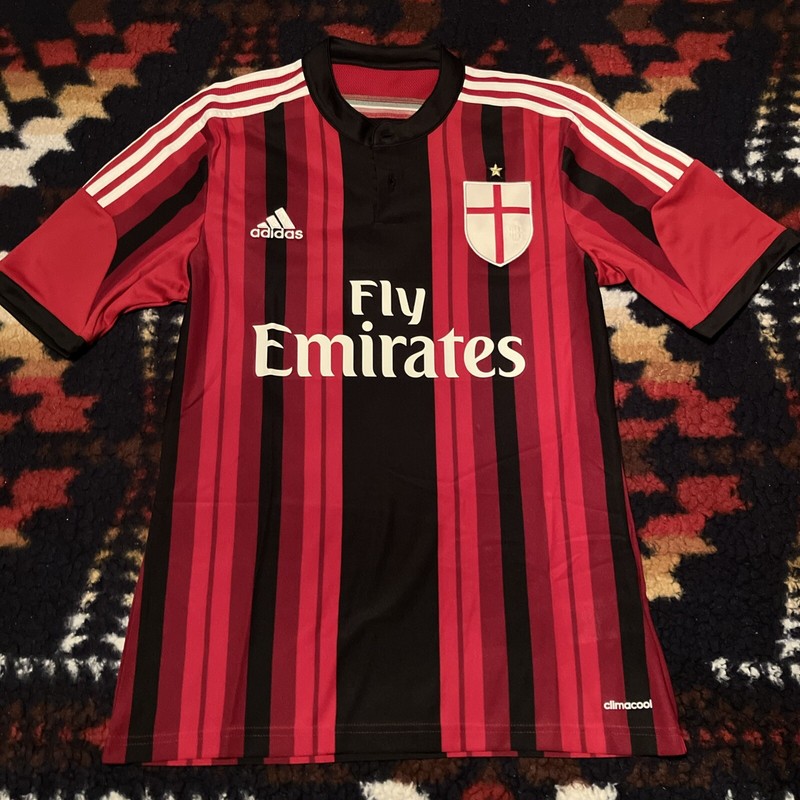 Adidas AC Milan Jersey Size Small Shades of Red Perfect and So Cool!!!