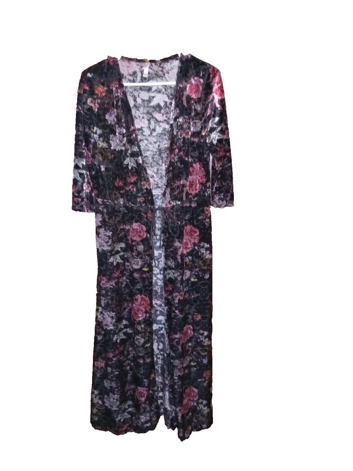 Пижамы и халаты Xhilaration черные с цветочным узором для женщин