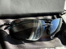 Maui Jim Breakwall MJ 422 02 Lightweight Rimless  Grey Polarized Lenses