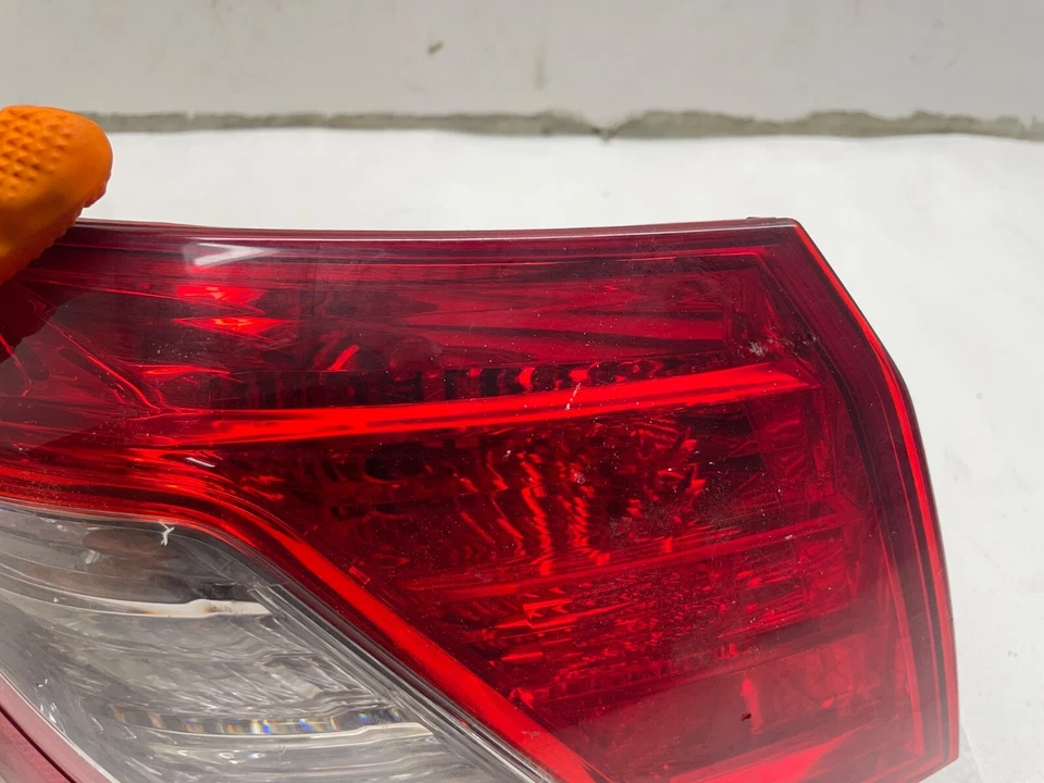 OEM REAR Left Tail Light Brake Lamp Assembly FOR 2007 2008 2009 Lexus ES350 - Image 2 of 4