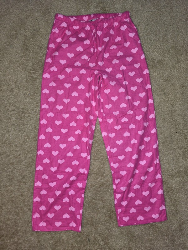 Womens Medium Hearts Pink Pajama Pants Nwot