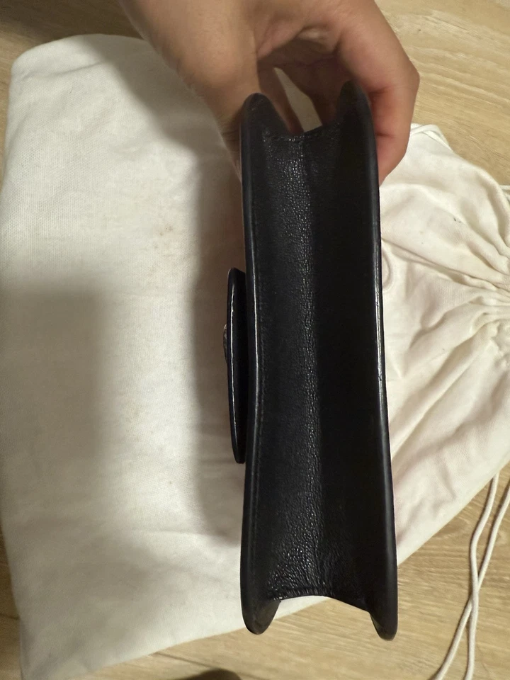 Alexander McQueen Insignia Bolso de Hombro Cuero Texturizado $1696 COLOR ROSA Cartera Foto 3 de 4