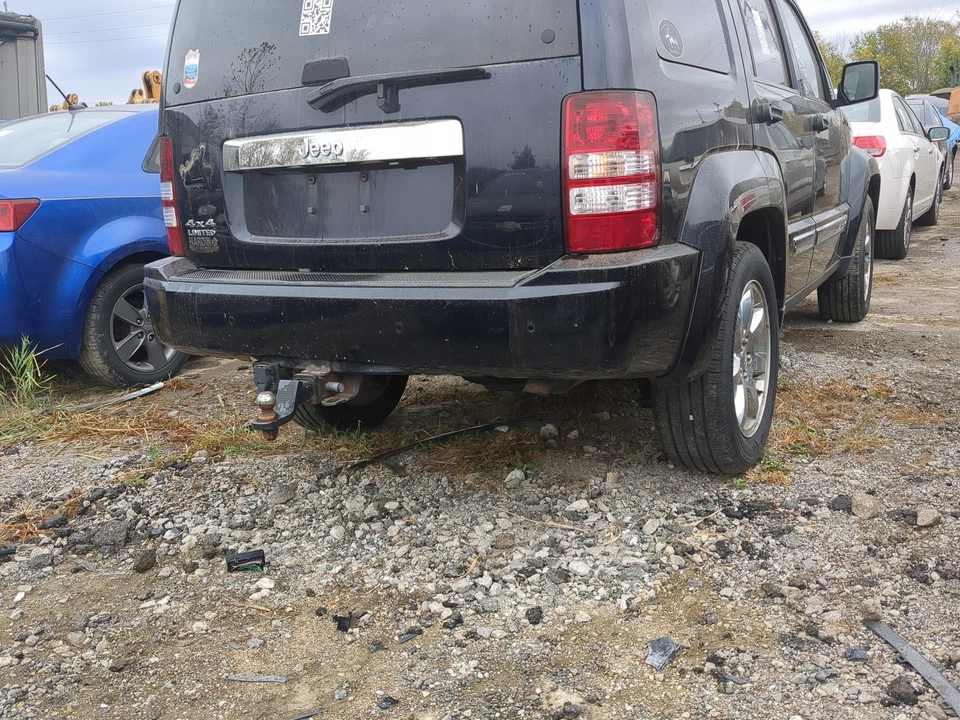 2008-2012 Jeep Liberty Rear Bumper Assembly Oem HSFHY - Изображение 2 из 2