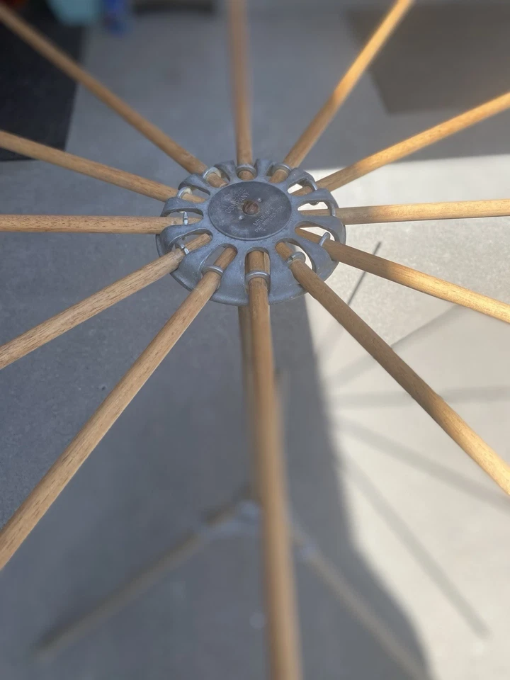 Antique ARTMOORE WOOD & METAL Tripod 12 ARM CLOTHES DRYING RACK FARMHOUSE - Image 2 of 4