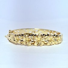 14K Yellow Gold Hawaiian Plumeria Scroll 6.6" Hinged Bangle Bracelet 19.9g