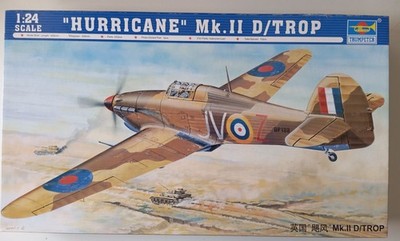 Trumpeter Hurricane MK.II D/Trop. 1:24 mit sehr umfangreichem Extra