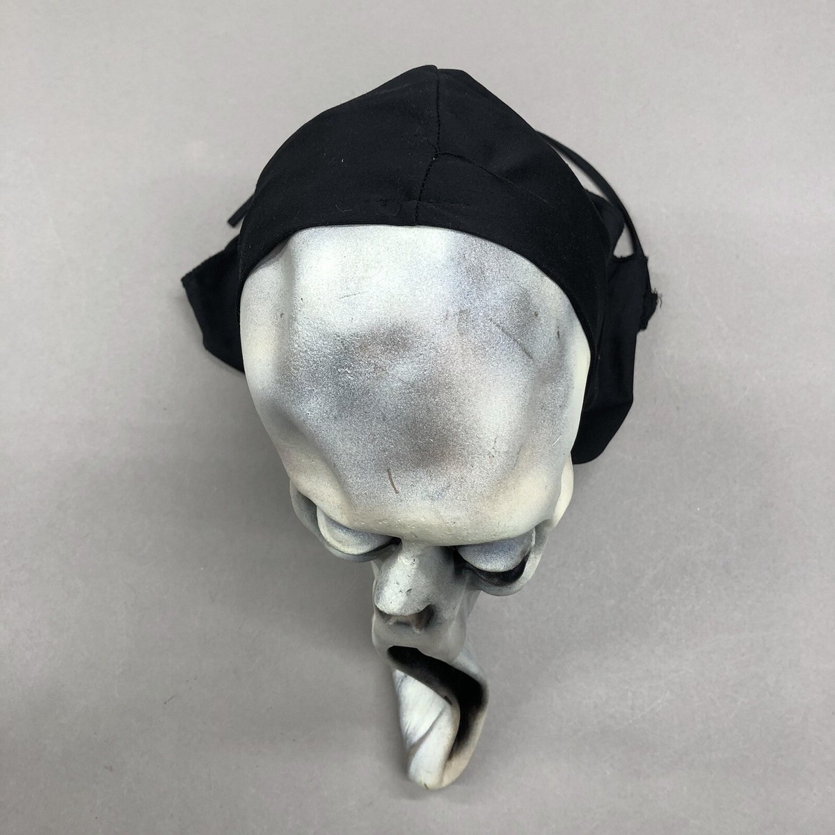 The Paper Magic Group Halloween Mask 1995 Scream Ghost Face